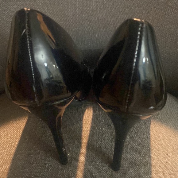 Limelight patent leather like new high heel black pumps size 8.5 - Picture 6 of 6